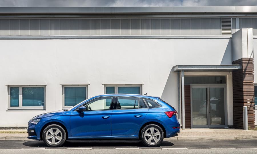  Skoda Scala 2019 года  (UK) (фото 8 из 40)